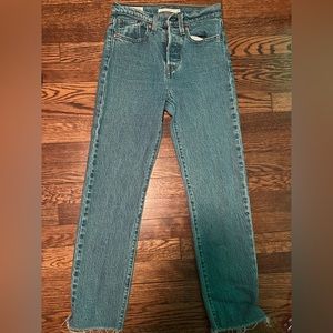Women’s Levi’s Jeans